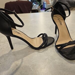 JustFab Elegant Black Heels